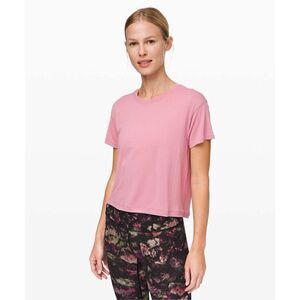 Womens Lululemon Train to Be Short Sleeve